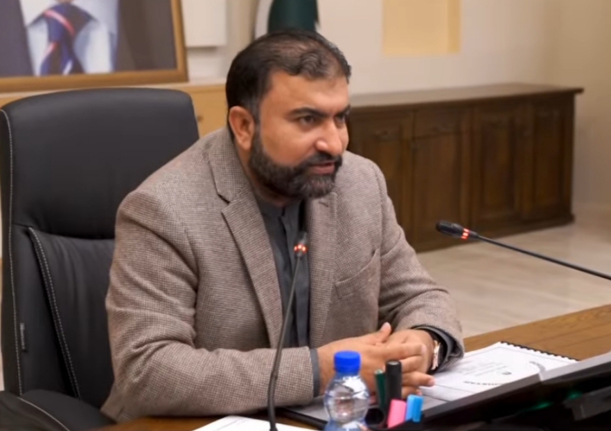 Chief Minister Balochistan Directs for Early Launch of Green and Pink Buses and Fast-Track Completion of Development Projects